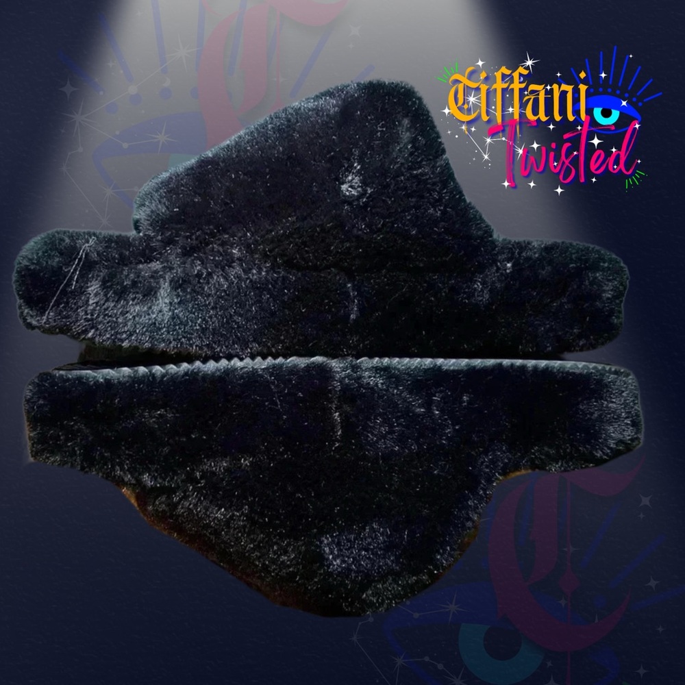🖤 NWOT Black Fuzzy Platform Slippers – Size 7 | Cozy & Stylish! - Picture 6 of 10